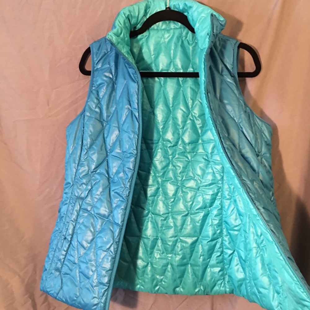 Reversible Blue/Teal Vest - Picture 4 of 4